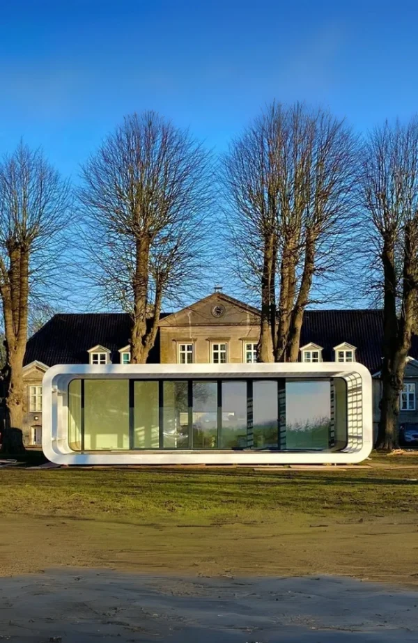 8 Container Apple Cabin Home
